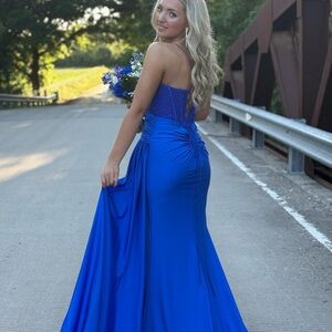 Blue Prom dress